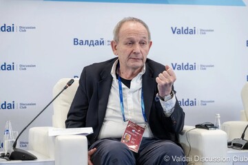 Former British diplomat: War with Iran is a global war against a corrupt financial architecture