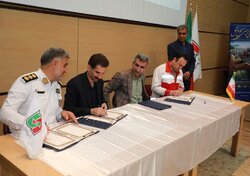 ۴ضلع ایمنی به هم رسیدند؛ امضای تفاهم‌نامه ارتقای فرهنگ ترافیک در سمنان