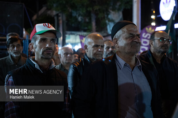 تجمع شبانه مردم بندرگز در گلستان