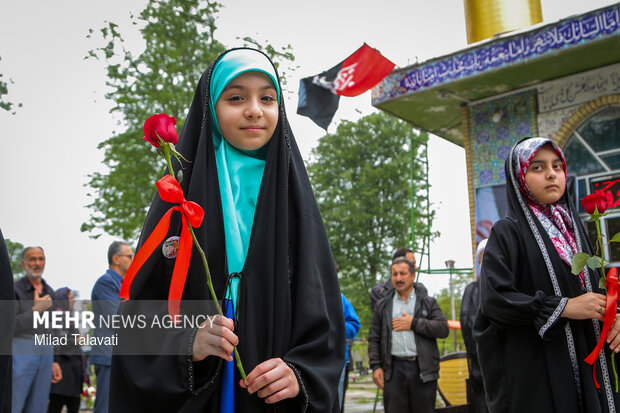 کاروان زیر سایه‌ی خورشید در فومن