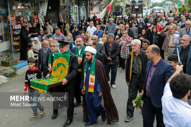 کاروان زیر سایه‌ی خورشید در فومن