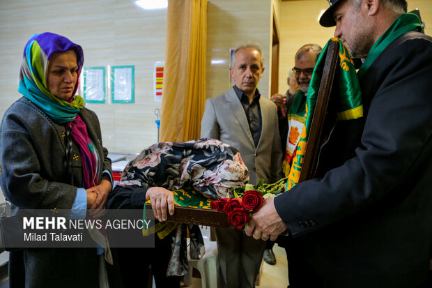 کاروان زیر سایه‌ی خورشید در فومن