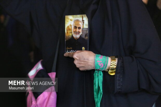 اجتماع شبانه مردم در مازندران