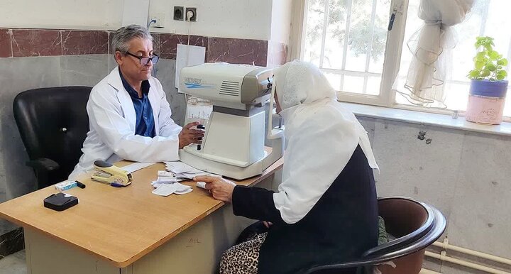 طوسی: ۶۱ میلیارد تومان برای درمان و بیمه مددجویان کردستان هزینه شد