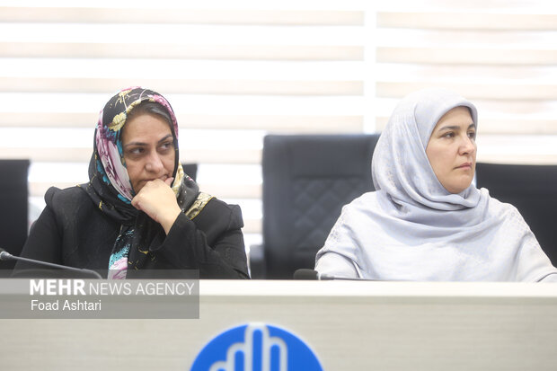 نشست ستاد مردمی پشتیبانی از دفاع رمضان در خیریه امدادگران عاشورا