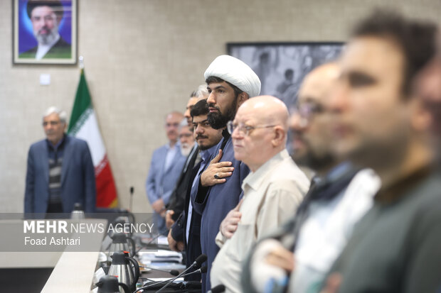 نشست ستاد مردمی پشتیبانی از دفاع رمضان در خیریه امدادگران عاشورا
