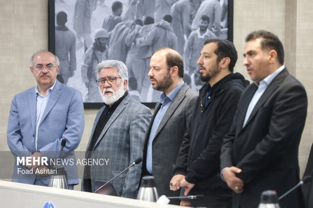 نشست ستاد مردمی پشتیبانی از دفاع رمضان در خیریه امدادگران عاشورا