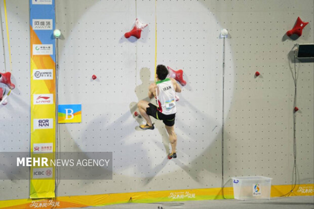 رضا علیپور حذف شد