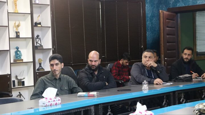 نشست تخصصی تذکره هنر انقلاب اسلامی در گیلان برگزار شد