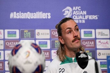 انتقاد بازیکن استرالیایی به فیفا؛ جایزه صلح ترامپ مسخره است