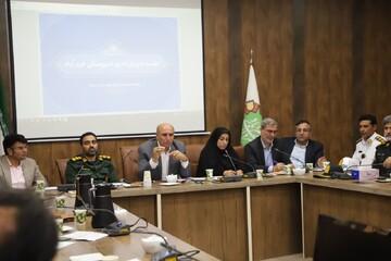 فرماندار خرم‌آباد: مدیران ناموفق در تحقق سند اشتغال جایگزین می‌شوند