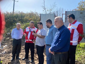 اهدای زمین ۷۰۰ متری خیر لاهیجانی به هلال‌احمر گیلان