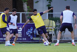 تاج عزت ملی را به منافع شخصی ترجیح داد/ تیم ملی متعلق به مردم است