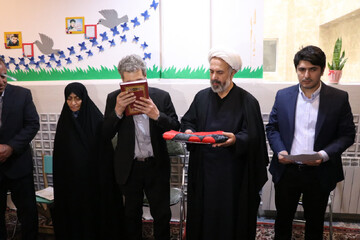 بخشش قاتل زن جوان به حرمت امام رضا(ع) در خرمدره