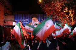 اجتماع امام‌رضایی‌ها در رواق کشوردوست