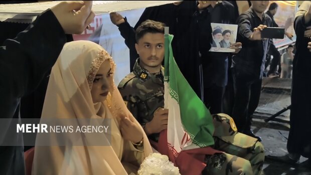 برپایی مراسم عقد زوج دهدشتی در شب میلاد امام رضا(ع)
