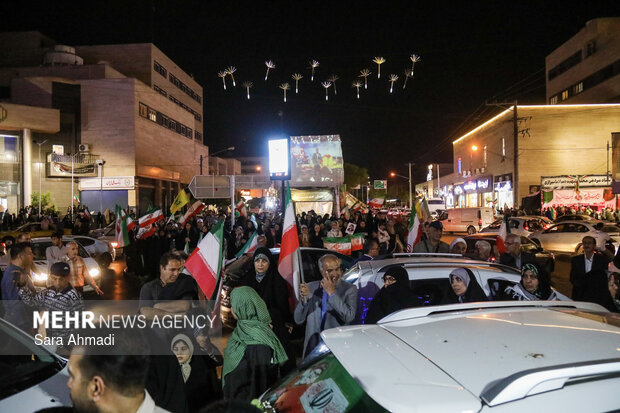 مراسم جشن عقد ۱۴ زوج مشهدی در شب میلاد امام رضا(ع)