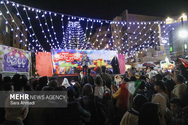 مراسم جشن عقد ۱۴ زوج مشهدی در شب میلاد امام رضا(ع)