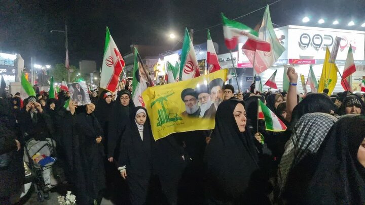 شکوه حضور ساوجی‌ها در پنجاه‌ونهمین شب تجمع حماسی دفاع از انقلاب