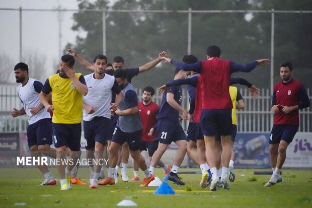مخالفت با برگزاری لیگ بعد از جام‌جهانی/«تمرین» به درد تیم ملی نمی‌خورد