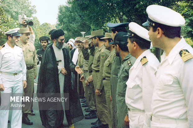 امامِ قائدِ شهید