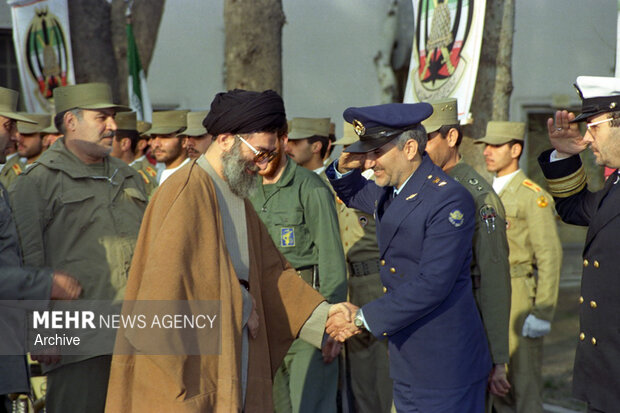 امامِ قائدِ شهید