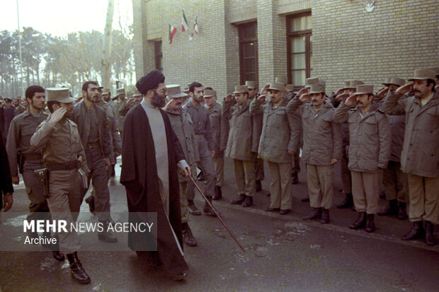 امامِ قائدِ شهید