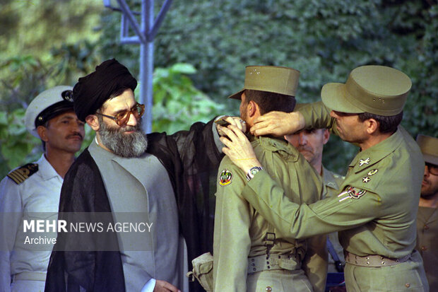 امامِ قائدِ شهید
