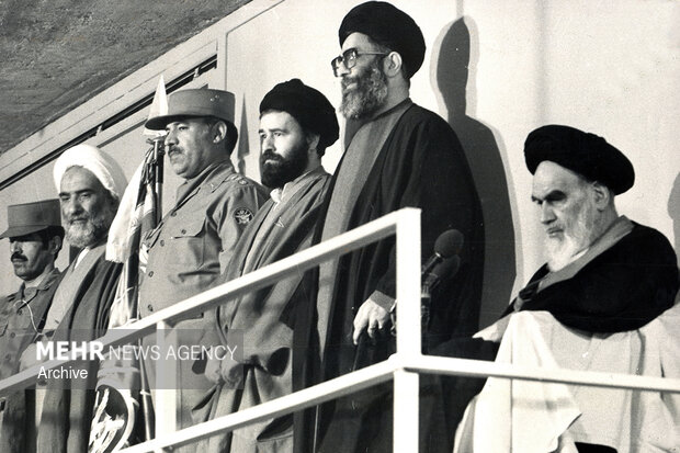 امامِ قائدِ شهید