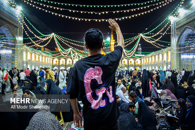 حال و هوای حرم رضوی در ایام ولادت امام رضا(ع)