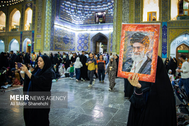 حال و هوای حرم رضوی در ایام ولادت امام رضا(ع)