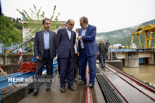 رهاسازی اب سد سفیدرود