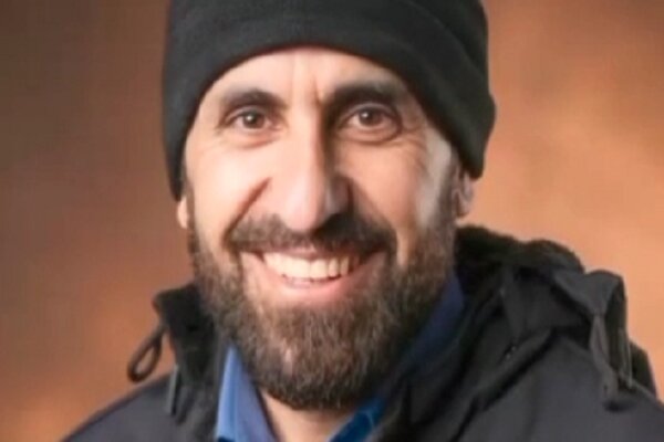 گفتگو با خانواده شهید علی قاری فینی در کاشان