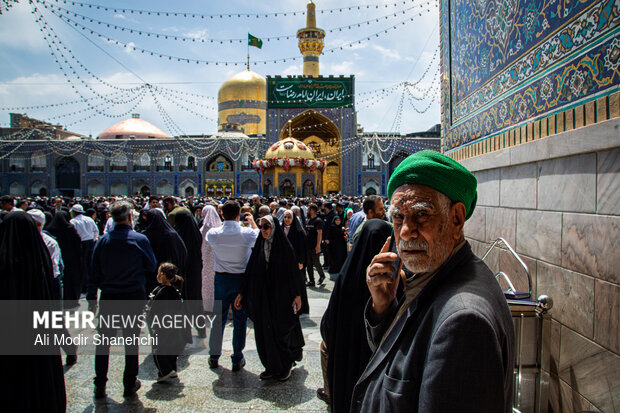 حال و هوای حرم رضوی در ایام ولادت امام رضا(ع)