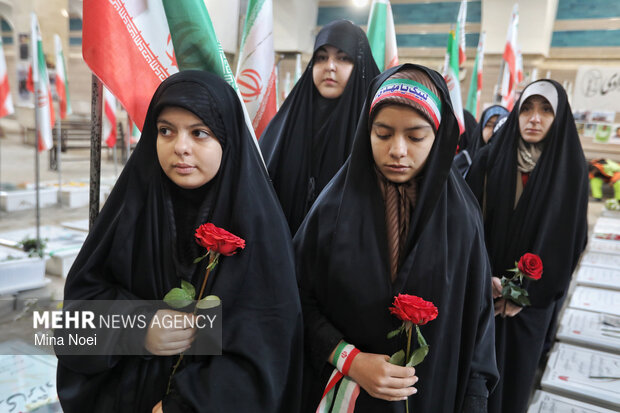 گرامیداشت معلم شهیده «ندا امینی آذر» در تبریز