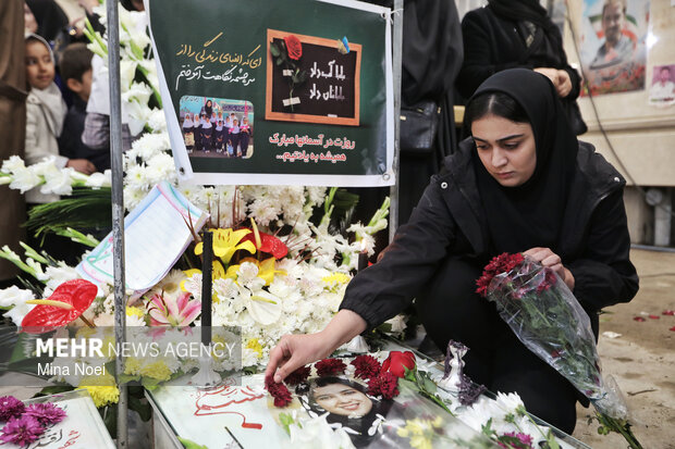 گرامیداشت معلم شهیده «ندا امینی آذر» در تبریز