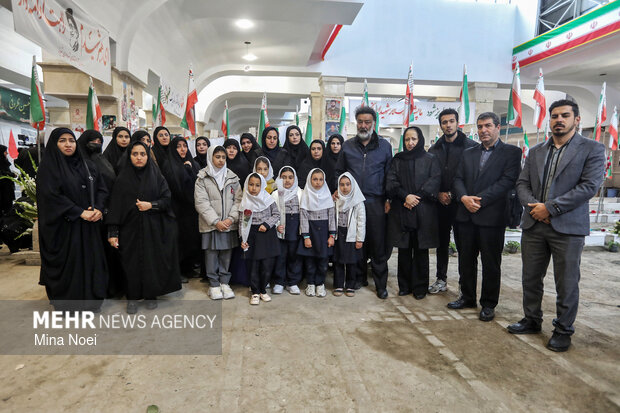 گرامیداشت معلم شهیده «ندا امینی آذر» در تبریز