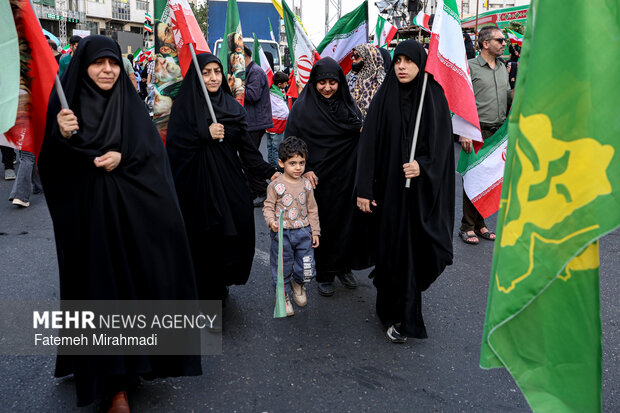 اجتماع بزرگ «ایران امام رضایی‌ها»
