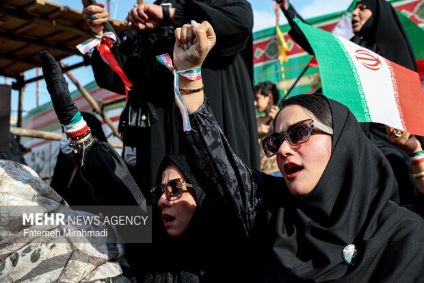 اجتماع بزرگ «ایران امام رضایی‌ها»