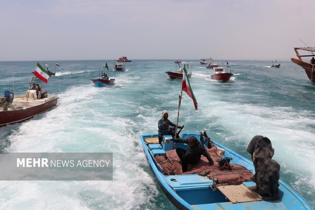 محل شهادت ملوانان در خلیج فارس گلباران شد