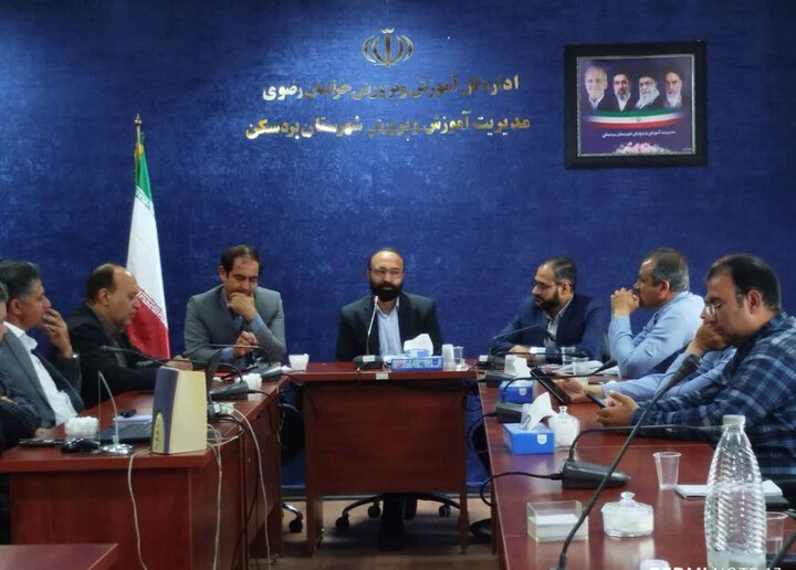 برگزاری ۴۰ برنامه فرهنگی، هنری طی هفته معلم در بردسکن