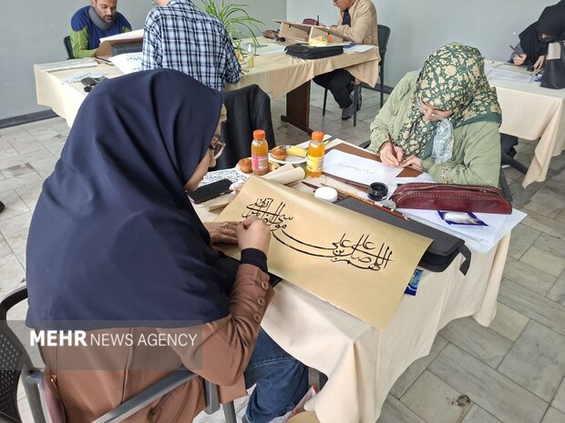 برپایی نمایشگاه خوشنویسی حضوری با عنوان «آفتاب هشتم» در قزوین