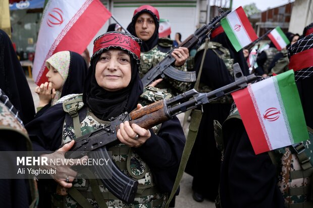 رزمایش بانوان جانفدا در شهرستان شفت
