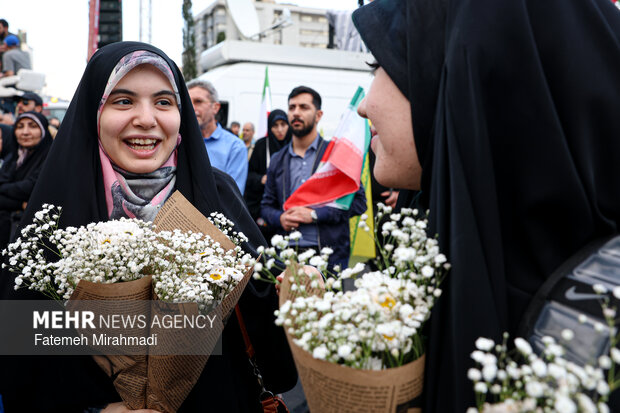 اجتماع بزرگ «ایران امام رضا»