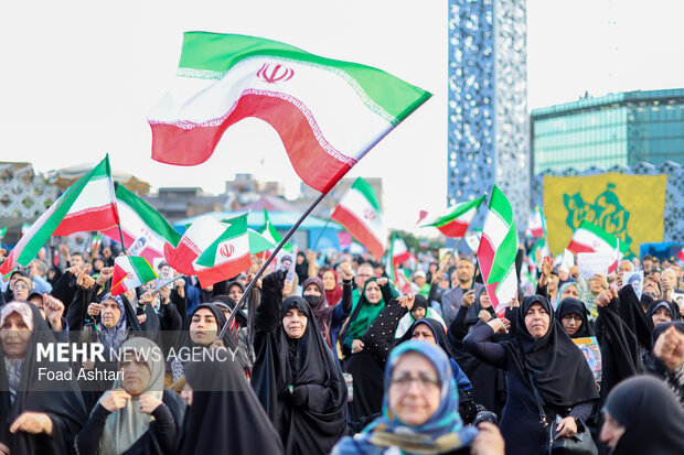 اجتماع بزرگ «ایران امام رضا»