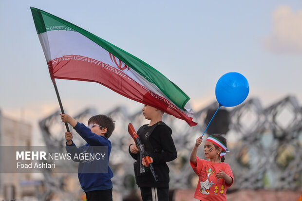 اجتماع بزرگ «ایران امام رضا»