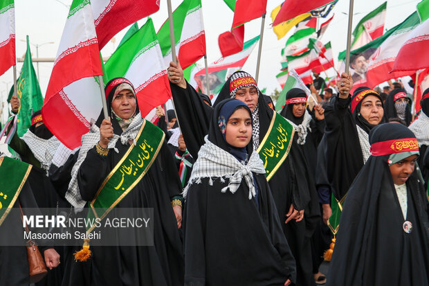 رزمایش جانفدا برای ایران، امام رضا (ع) در بندرعباس