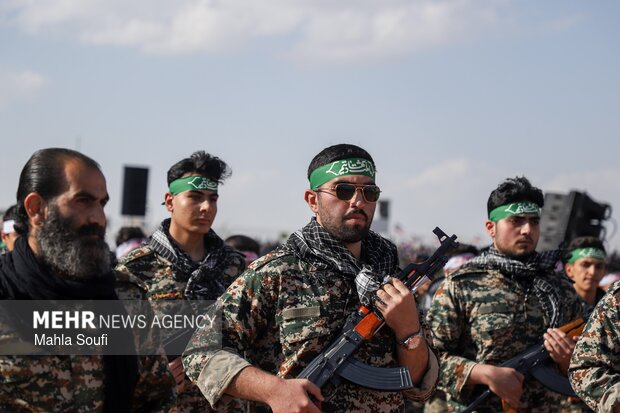 رزمایش جان‌فدایان ایران امام رضایی در اراک