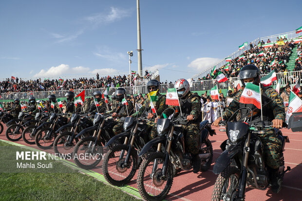 رزمایش جان‌فدایان ایران امام رضایی در اراک