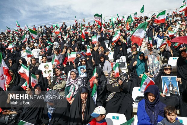 رزمایش جان‌فدایان ایران امام رضایی در اراک